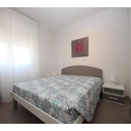 Lejlighed With Easy Access To The