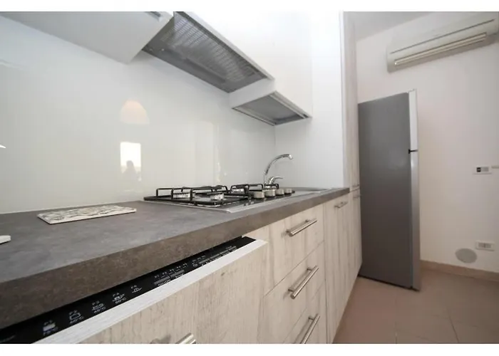 With Easy Access To The Daire